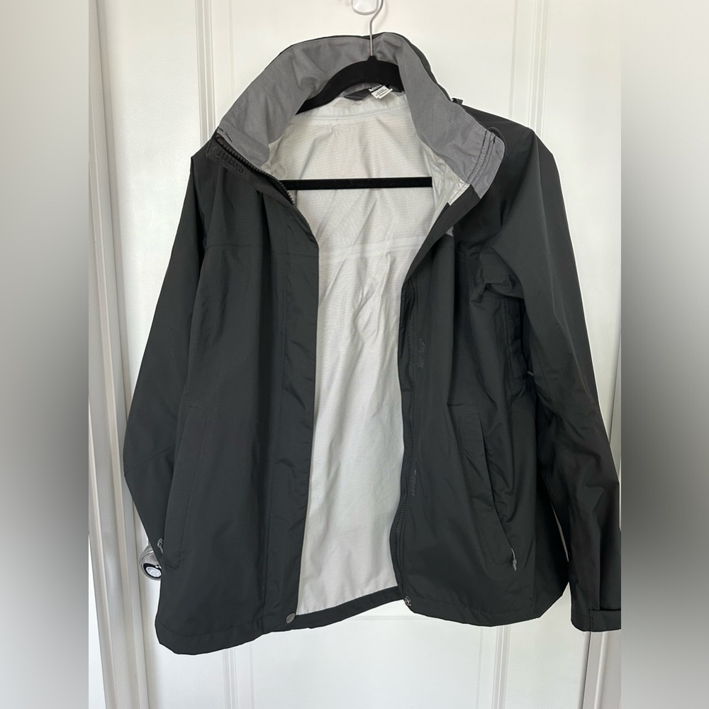 REI Black Women's Short Rain Jacket Size M